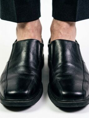 NUNN BUSH BLACK LEATHER SLIP-ON DRESS SHOES MEN'S SIZE 8.5 M